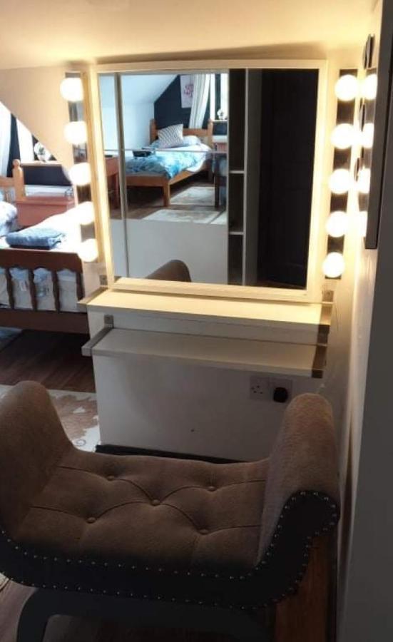 Kilkea North Lodge Self Contained Guest Accommodations מראה חיצוני תמונה