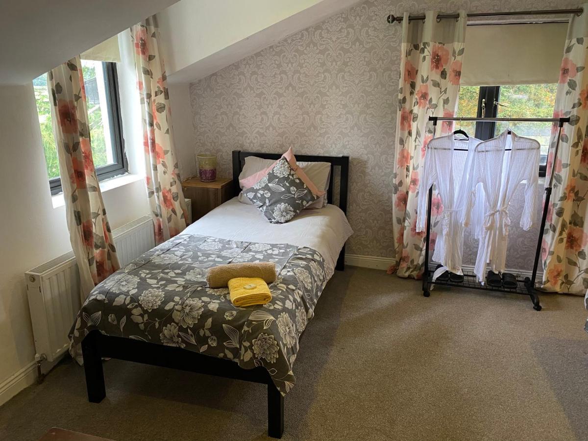 Kilkea North Lodge Self Contained Guest Accommodations מראה חיצוני תמונה