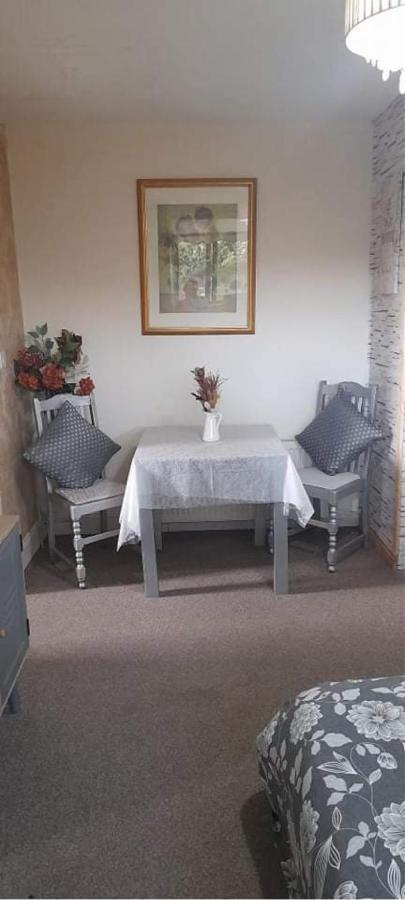 Kilkea North Lodge Self Contained Guest Accommodations מראה חיצוני תמונה