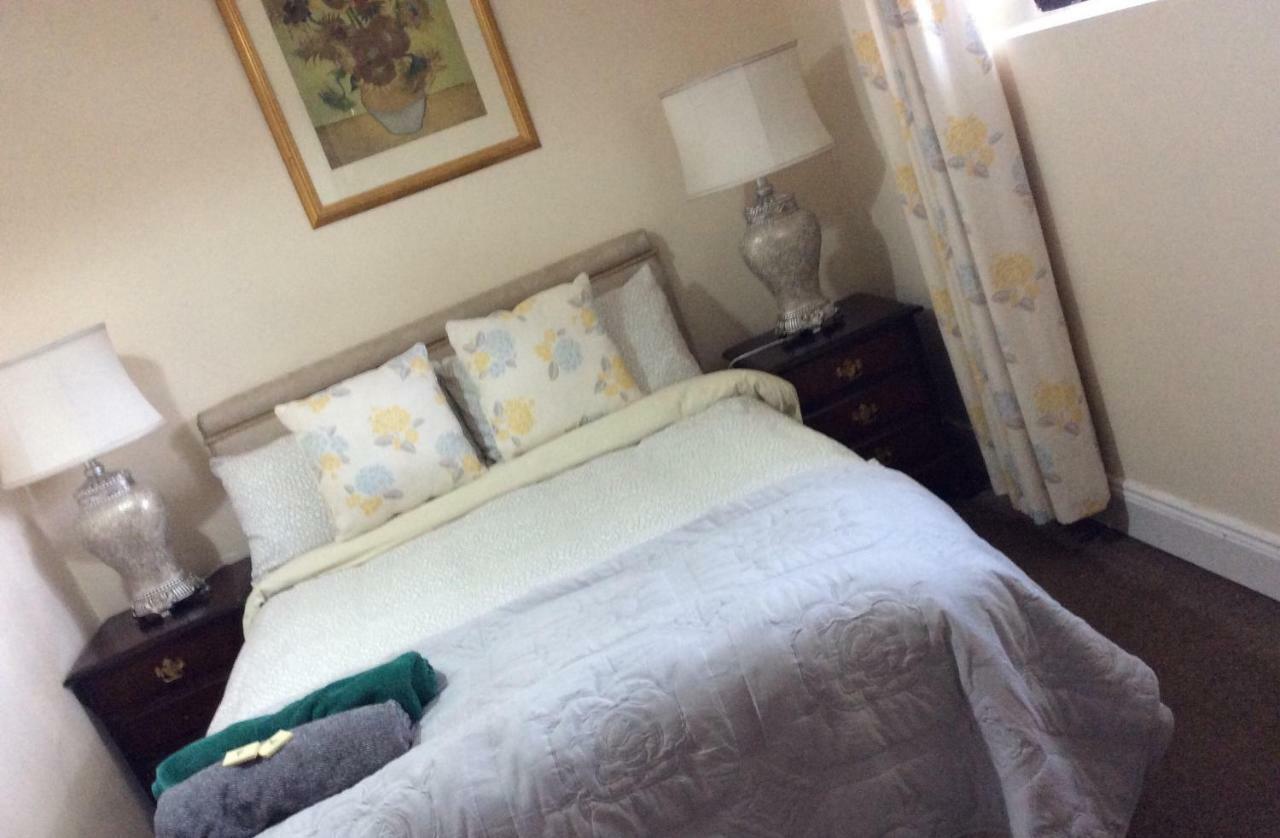 Kilkea North Lodge Self Contained Guest Accommodations מראה חיצוני תמונה