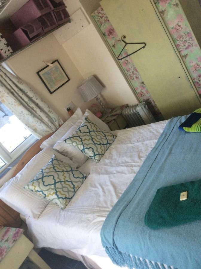 Kilkea North Lodge Self Contained Guest Accommodations מראה חיצוני תמונה