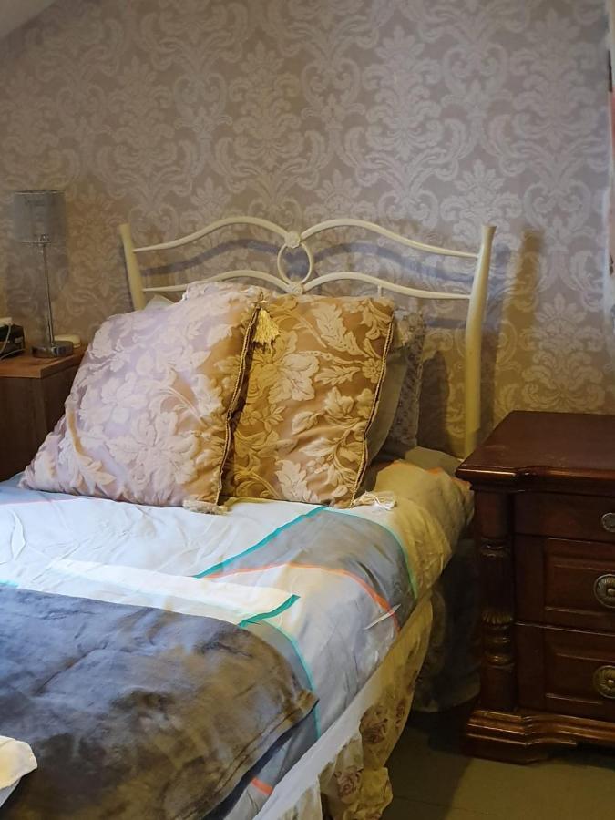 Kilkea North Lodge Self Contained Guest Accommodations מראה חיצוני תמונה